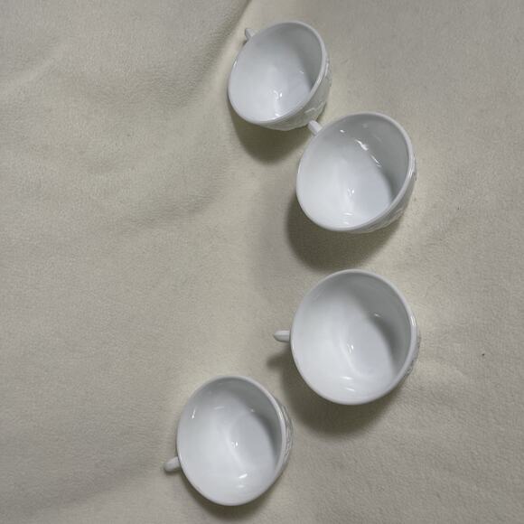 Vintage Indiana Glass Colony Harvest Grape Pattern Milk Glass Cups- Set Of 4 - Picture 2 of 8